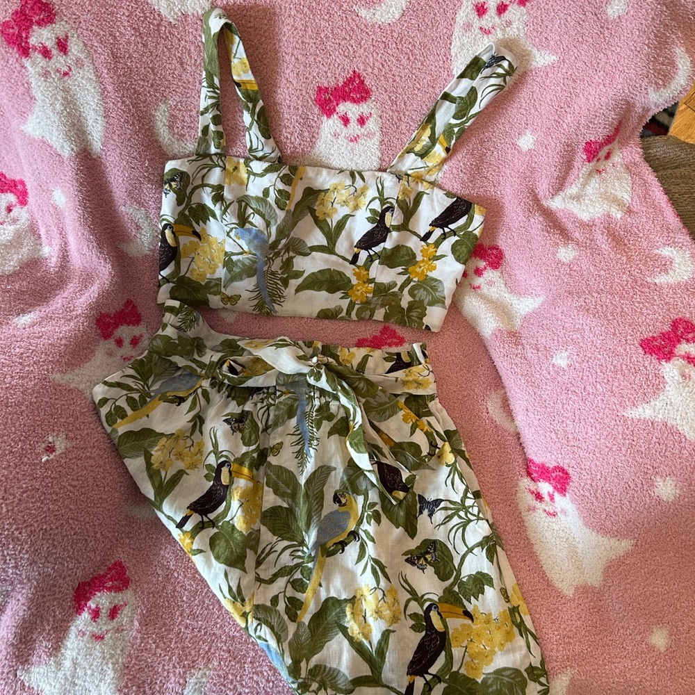 REFORMATION - 2 piece. Tropical print
